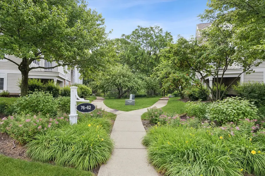 66 Cherbourg Court, Wheeling, IL 60090 - #3