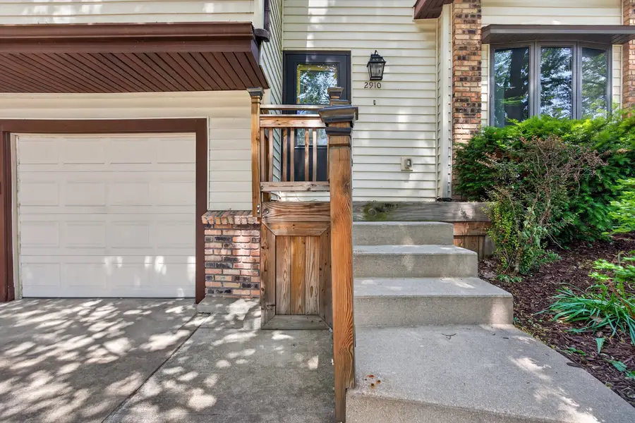 2910 Wellington Way, Bloomington, IL 61704 - #2