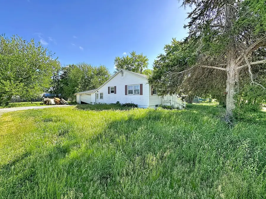 17368 214th Street, Davenport, IA 52807 - #2