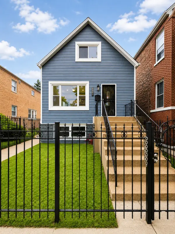 4552 S California Avenue, Chicago, IL 60632