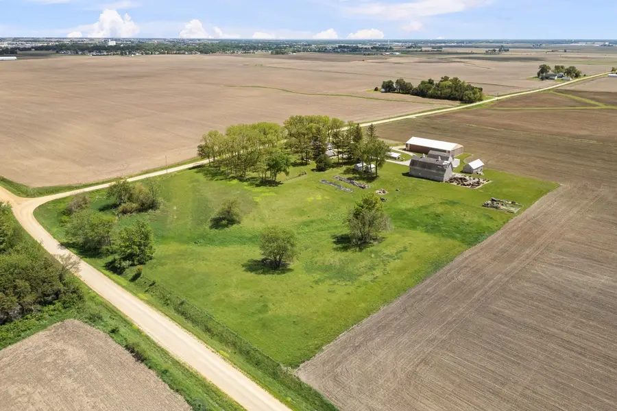 24880 145th Avenue, Eldridge, IA 52748 - #3
