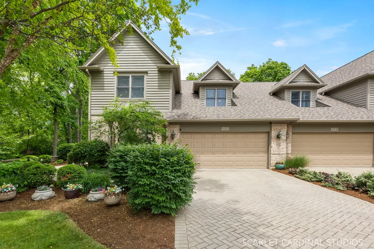 1028 Crestwood Circle, Saint Charles, IL 60175 - #1
