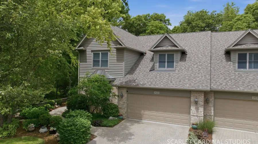 1028 Crestwood Circle, Saint Charles, IL 60175 - #3