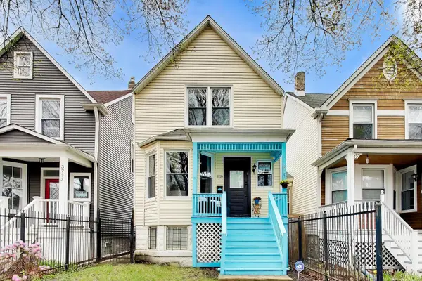 3735 W Palmer Street, Chicago, IL 60647