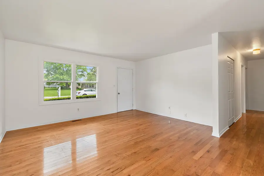 4905 Prairie Avenue, McHenry, IL 60050 - #3