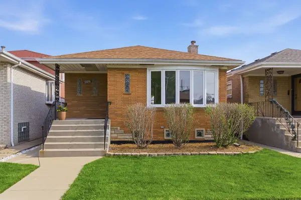 6022 W 64th Street, Chicago, IL 60638