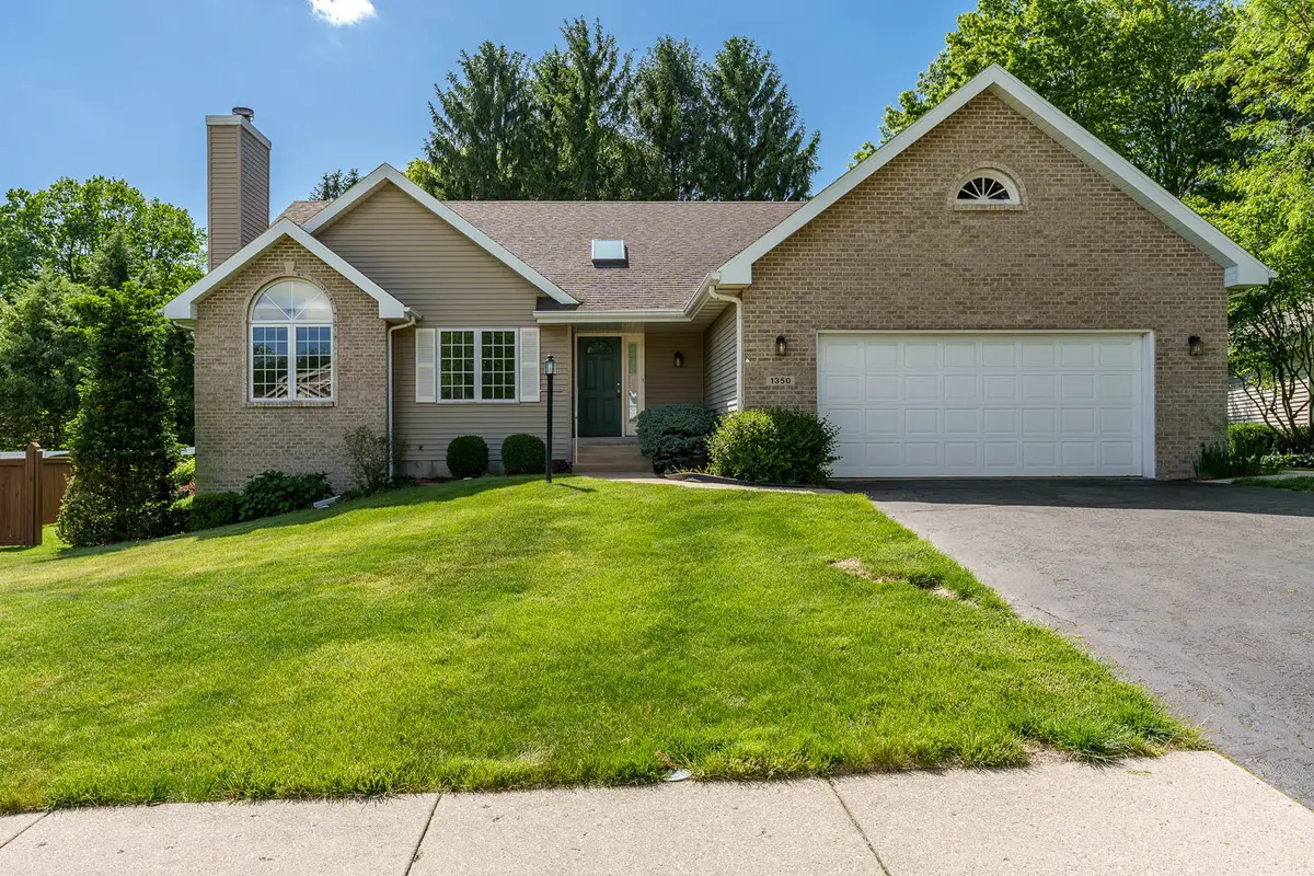 1350 Featherstone Road, Rockford, IL 61107 - #1