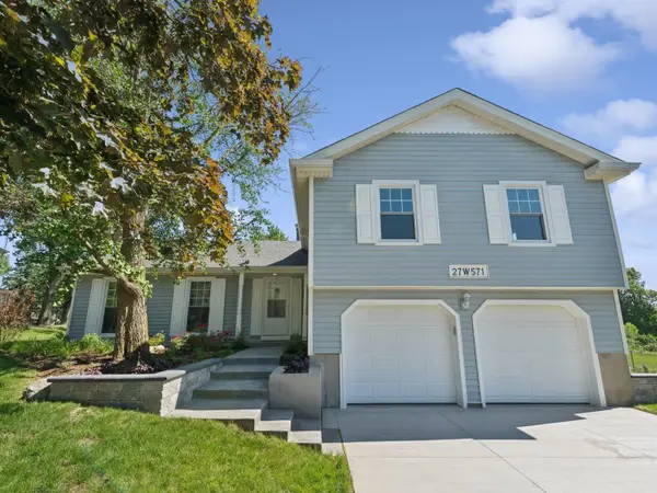 27W571 Ridgeview Street, West Chicago, IL 60185