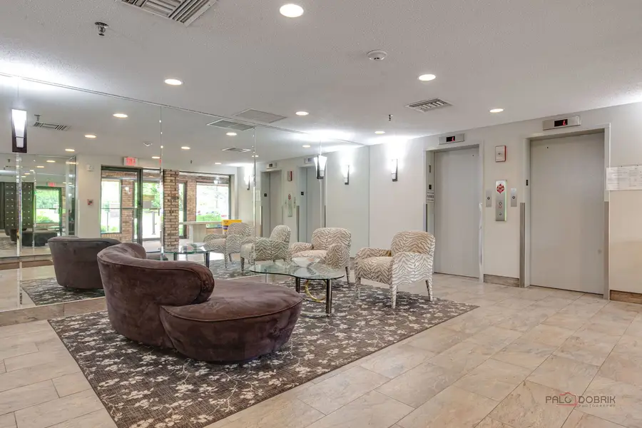 1721 Mission Hills Road #502, Northbrook, IL 60062 - #2