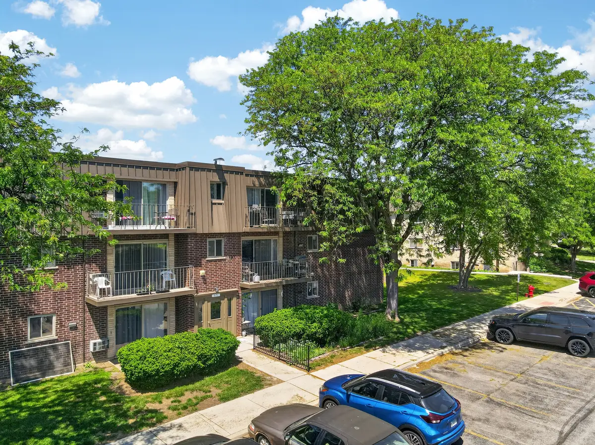 571 Fairway View Drive #3K, Wheeling, IL 60090 - #1