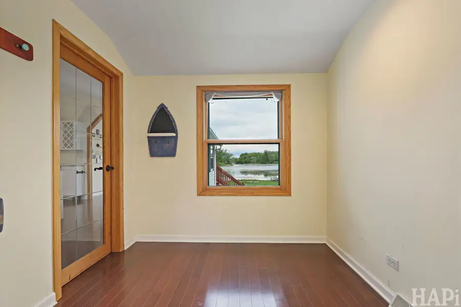 22719 W Silver Lake Avenue, Antioch, IL 60002 - #2