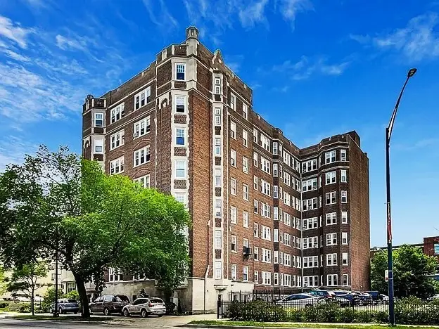 6334 N Sheridan Road #3E, Chicago, IL 60660 - #1