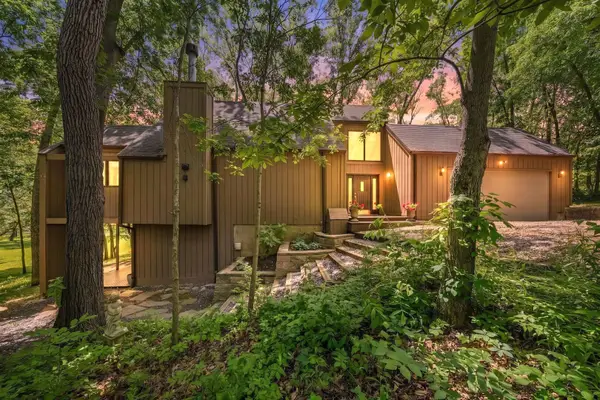 1309 Wildwood Lane, Mahomet, IL 61853