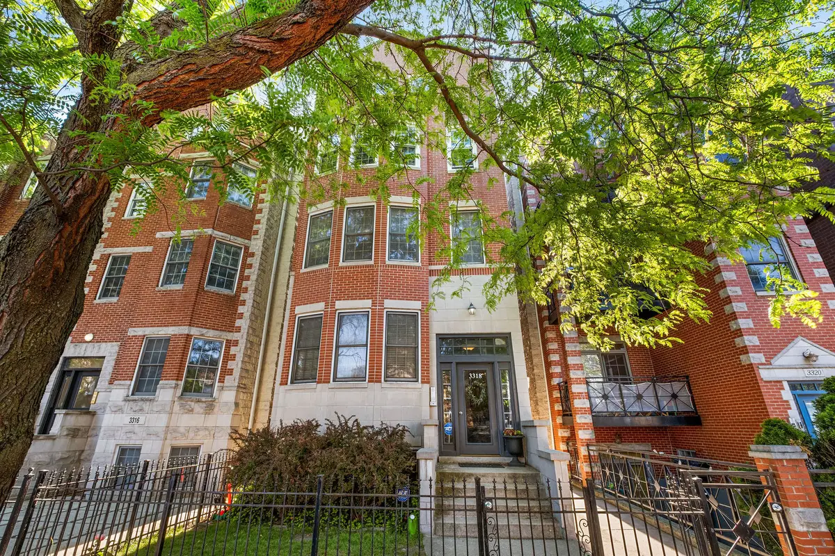 3318 N Damen Avenue #2, Chicago, IL 60618 - #1