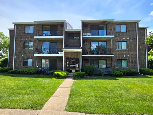 7325 W Tiffany Drive #1B, Orland Park, IL 60462
