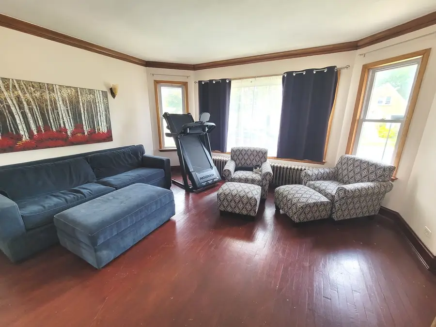 6005 S Tripp Avenue, Chicago, IL 60629 - #2