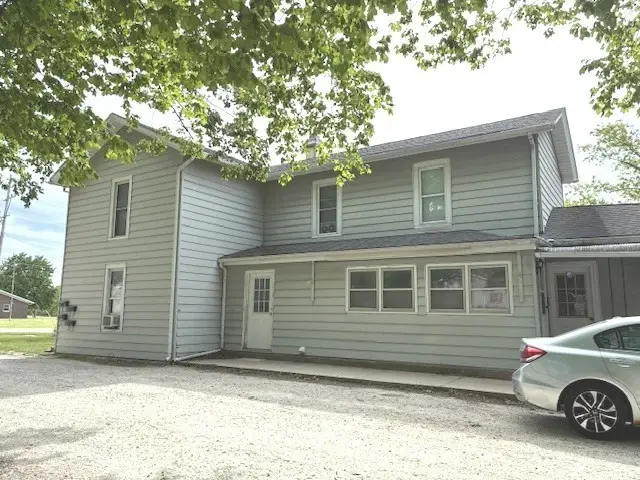 722/724 W Grant Highway, Marengo, IL 60152 - #3
