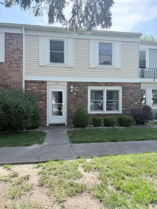 2938 Archer Drive #14, East Moline, IL 61244