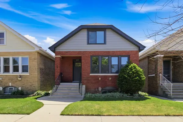 4829 W Strong Street, Chicago, IL 60630