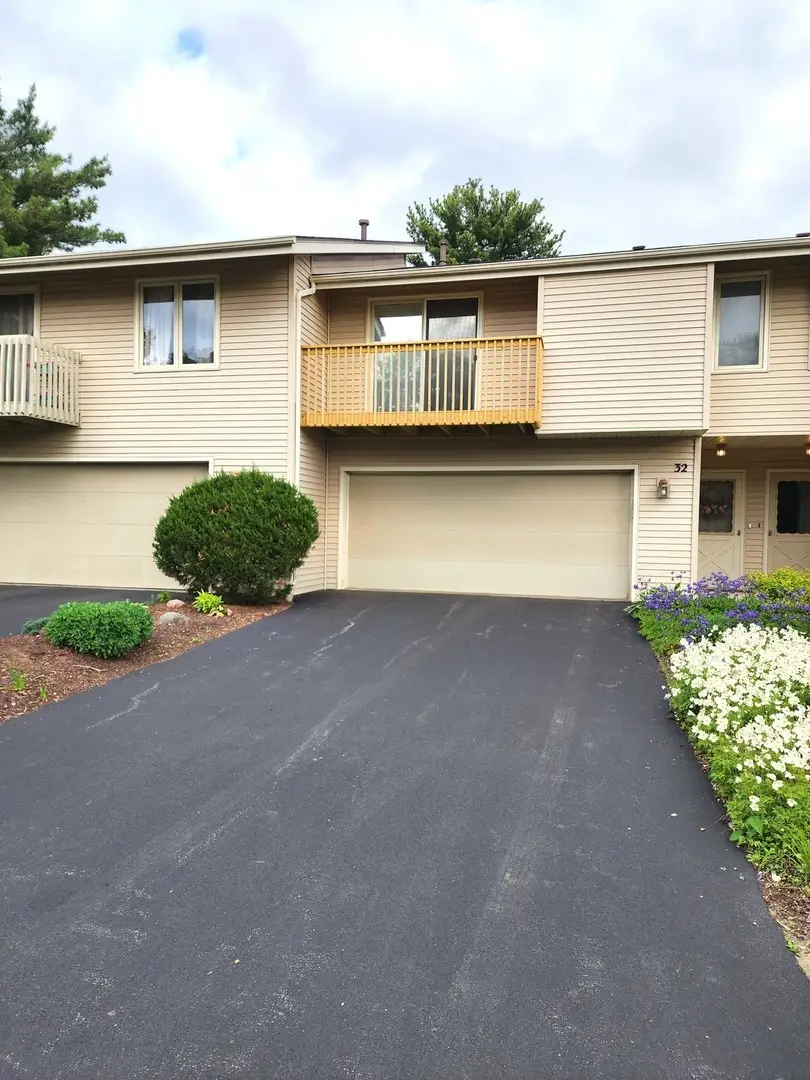 4657 High Point Drive #32, Rockford, IL 61114 - #1