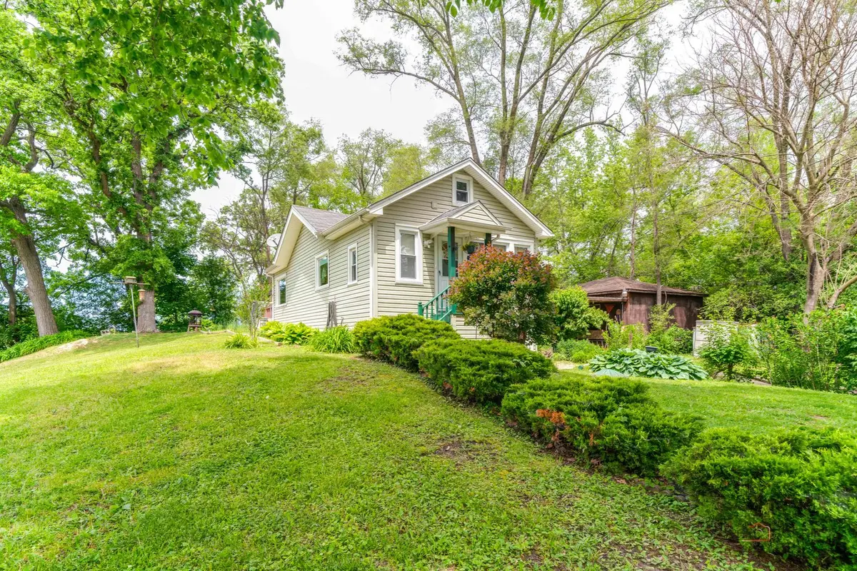 28324 W Park Avenue, Wauconda, IL 60084 - #1