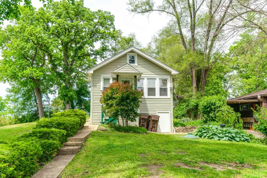 28324 W Park Avenue, Wauconda, IL 60084 - #2