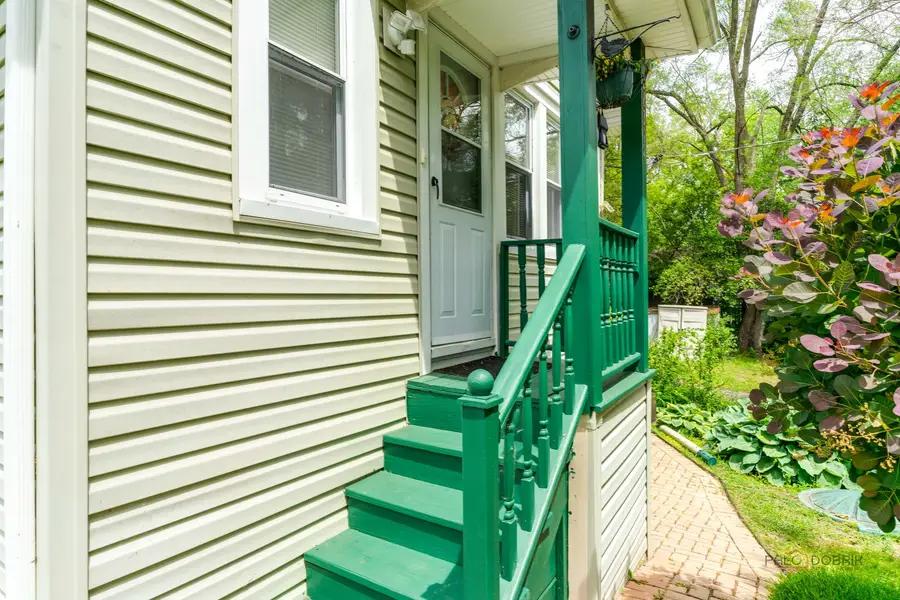 28324 W Park Avenue, Wauconda, IL 60084 - #3