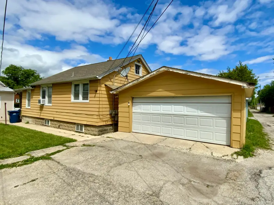 1727 Jackson Street, North Chicago, IL 60064 - #3