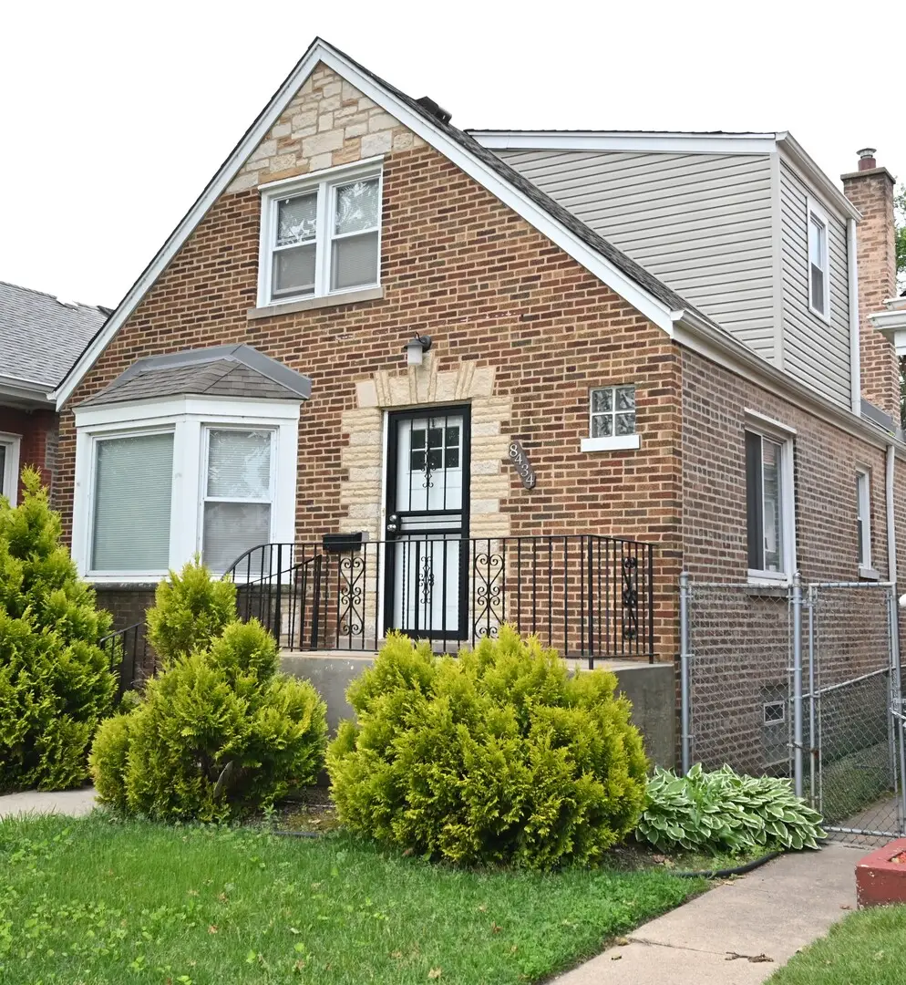 8434 S Yates Boulevard, Chicago, IL 60617 - #1