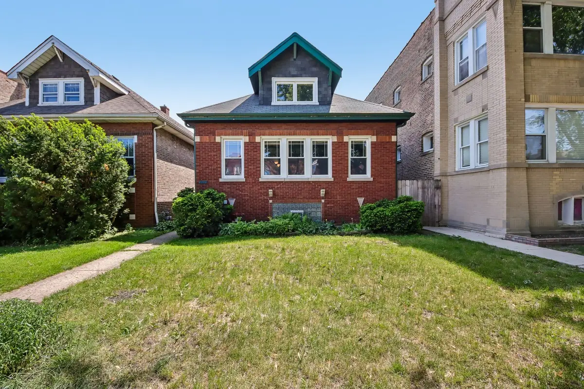 4033 W Wellington Avenue, Chicago, IL 60641 - #1