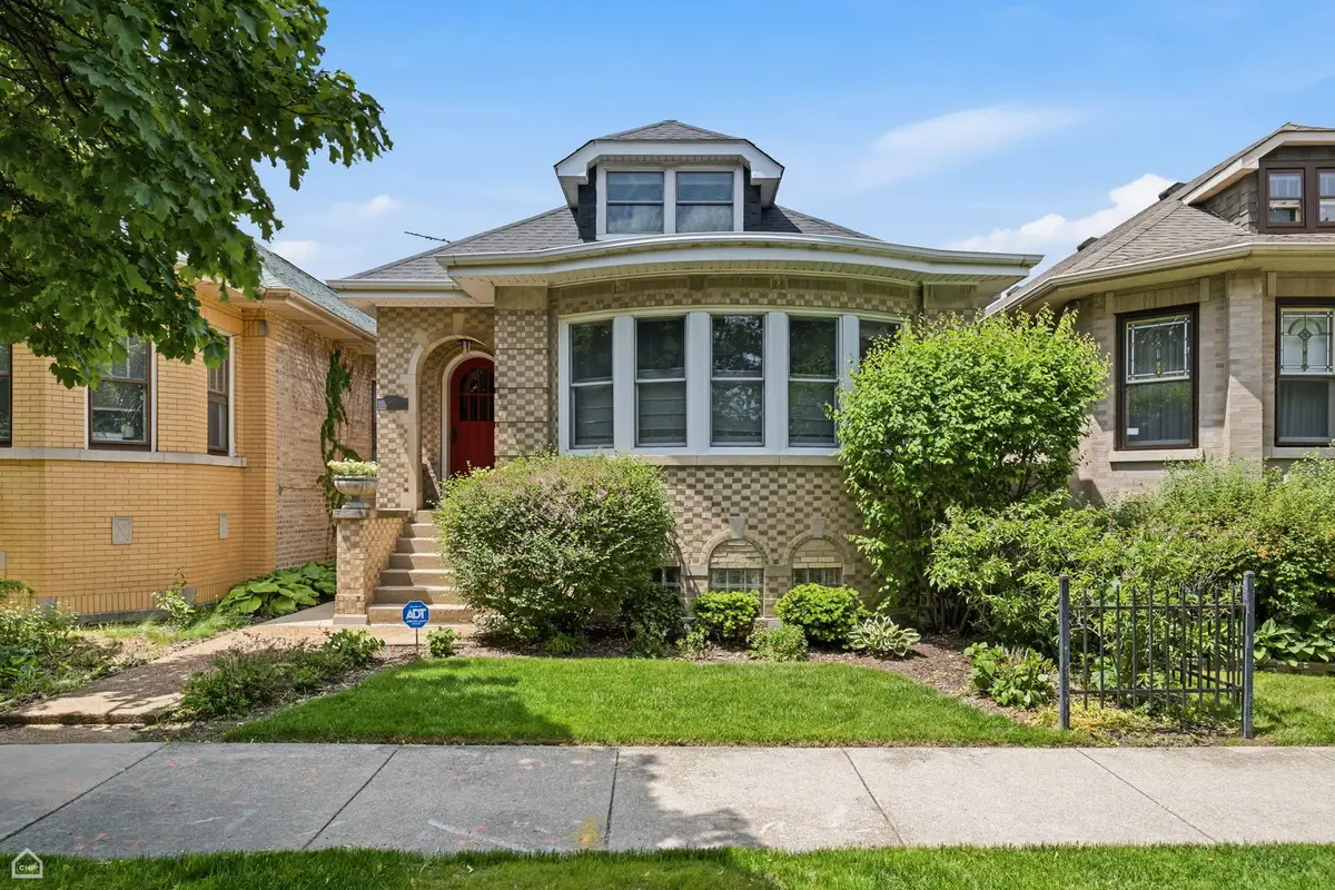 5822 N Sacramento Avenue, Chicago, IL 60659 - #1