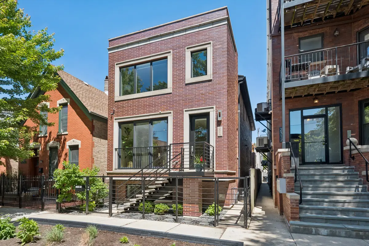 2314 W Mclean Avenue, Chicago, IL 60647 - #1