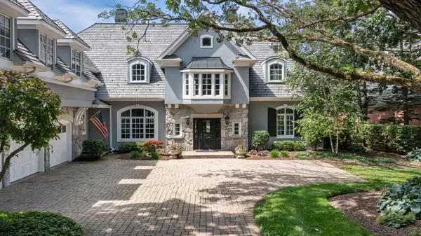 25 Riderwood Road, North Barrington, IL 60010