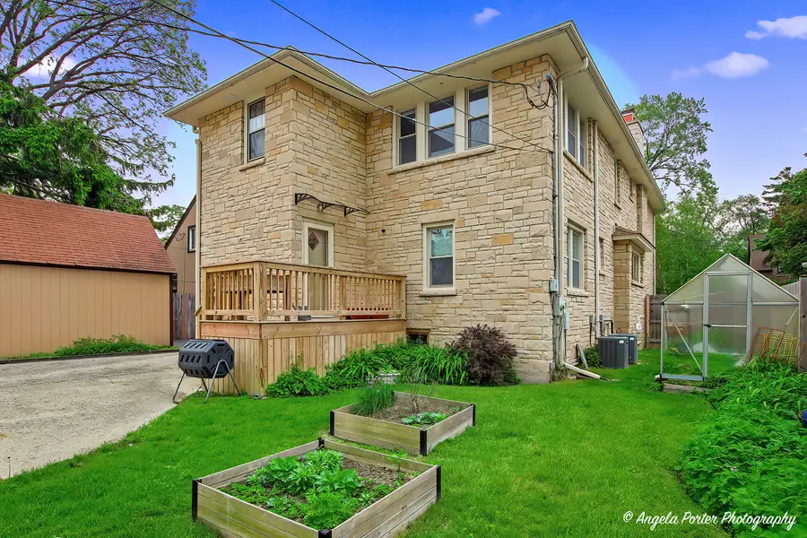 1608 Henry Place, Waukegan, IL 60085 - #2
