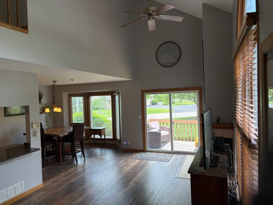 1511 Barrymore Drive, Darien, IL 60561 - #3