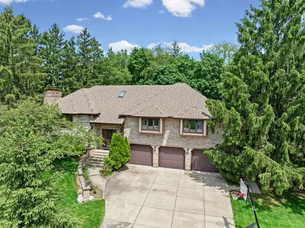 32675 N Forest Drive, Grayslake, IL 60030