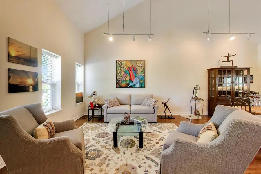 824 Stables Court #824, Highwood, IL 60040 - #3