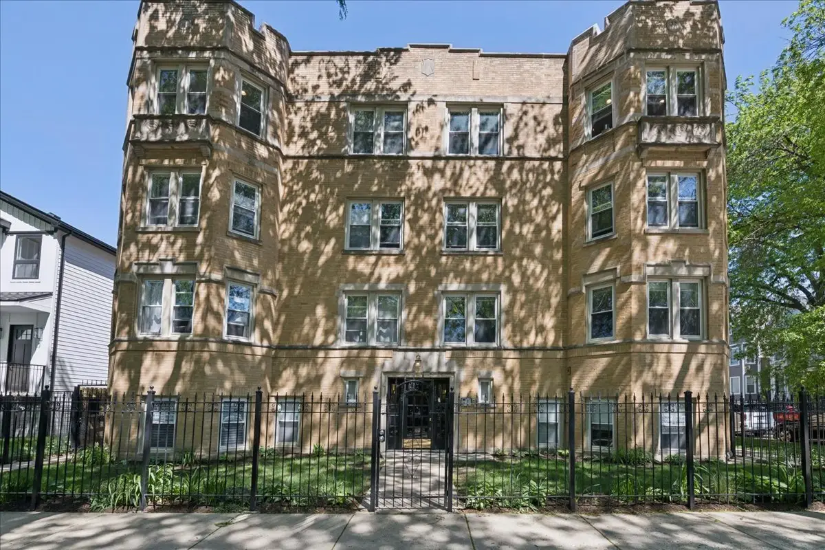 4105 N Lawndale Avenue #401, Chicago, IL 60618 - #1