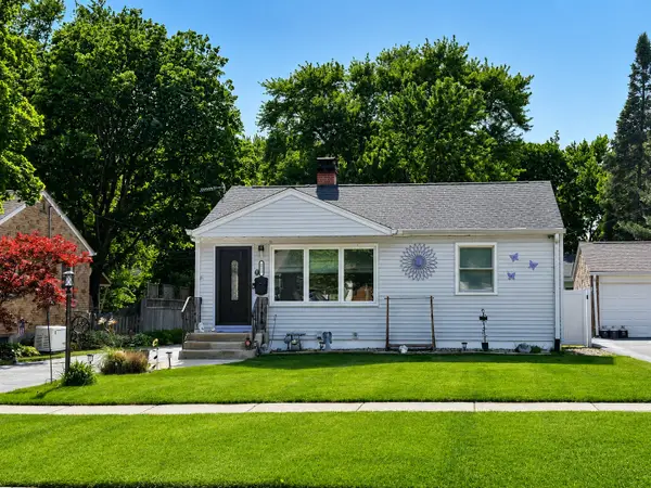218 N Marion Avenue, Bartlett, IL 60103