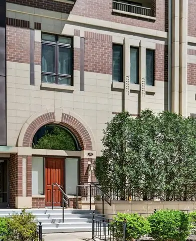 187 N Westshore Drive, Chicago, IL 60601 - #1
