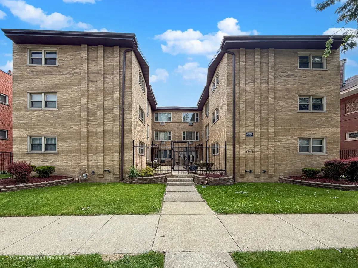 6945 S Chappel Avenue #3A, Chicago, IL 60649 - #1