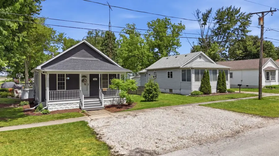 390 W Gordon Street, Coal City, IL 60416 - #3