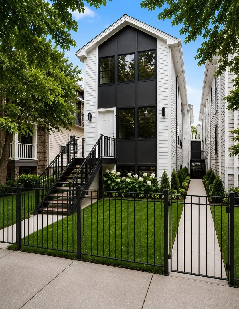 1938 N Sawyer Avenue #1, Chicago, IL 60647 - #1