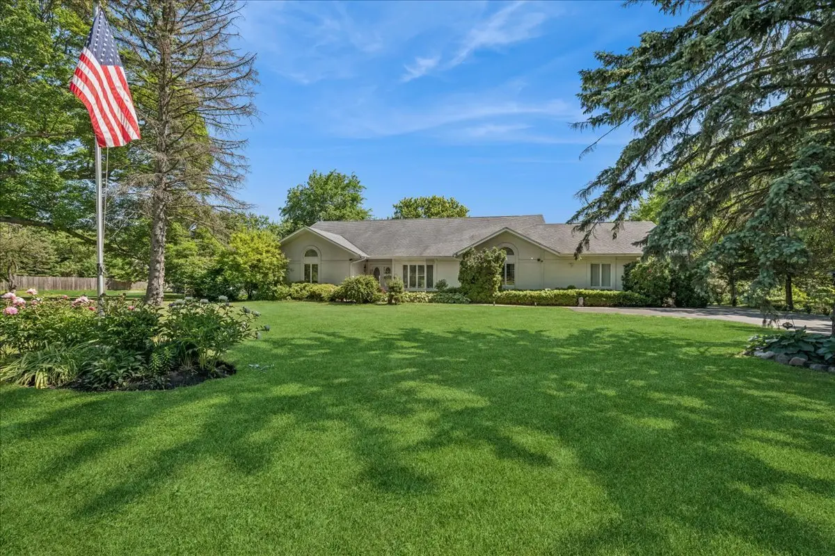 5045 Grand Avenue, Gurnee, IL 60031 - #1