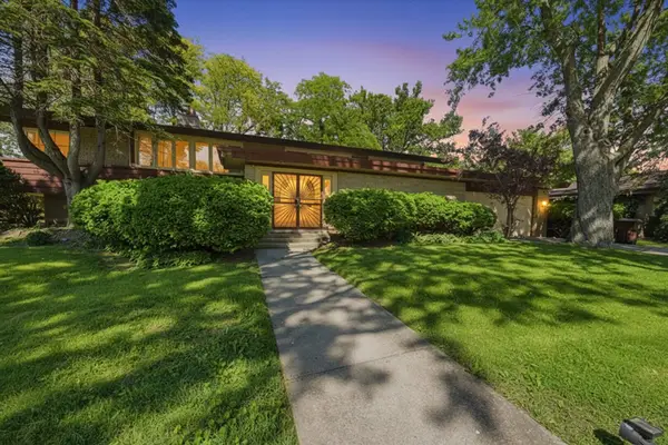 3527 Oak Street, Flossmoor, IL 60422