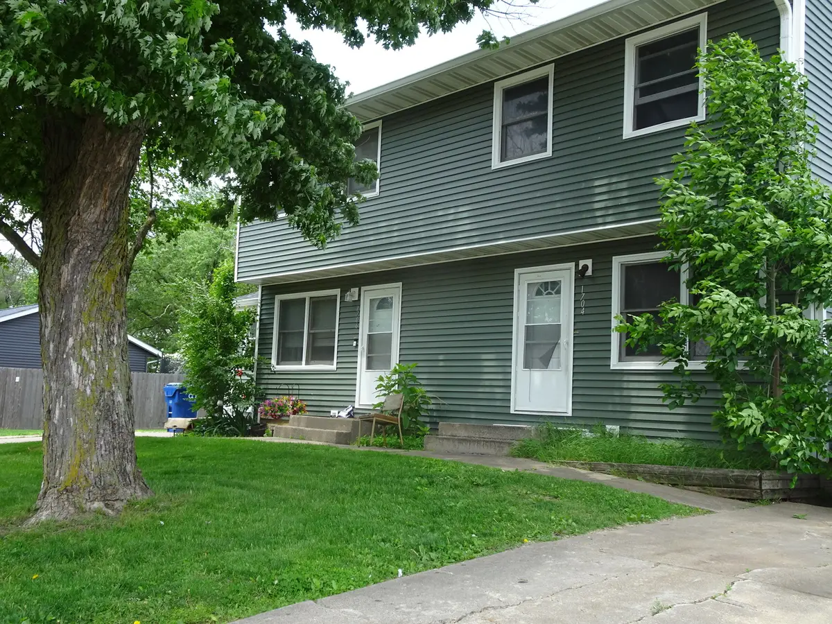 1704 W 55th Street W, Davenport, IA 52806 - #1
