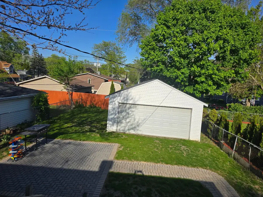 1407 N Oak Avenue, Round Lake Beach, IL 60073 - #3
