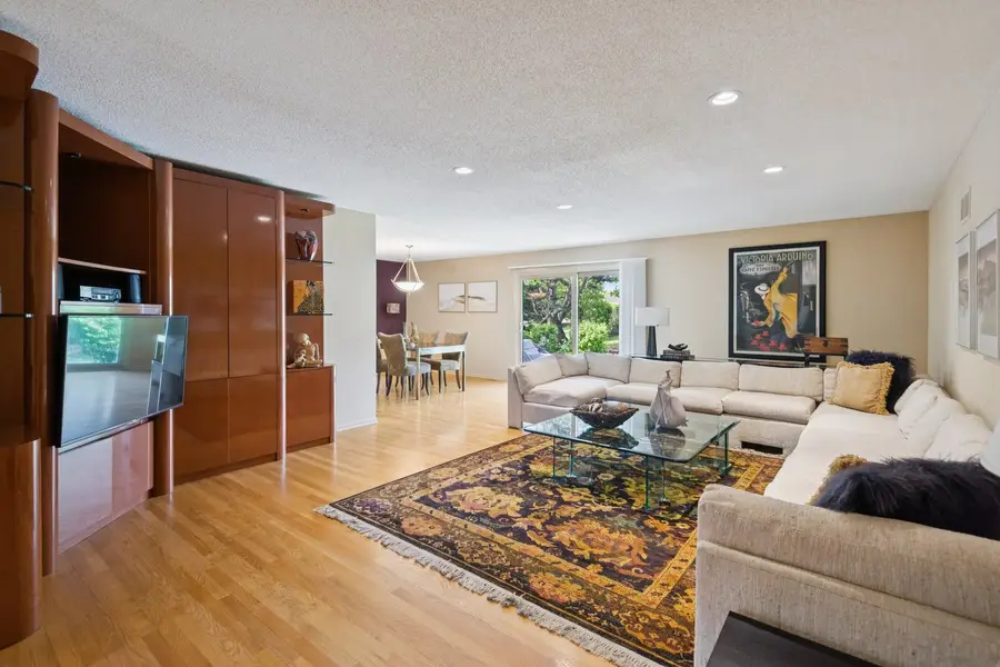 4568 Lindenwood Lane, Northbrook, IL 60062 - #2