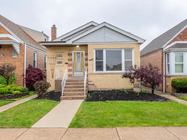 5028 S La Porte Avenue, Chicago, IL 60638