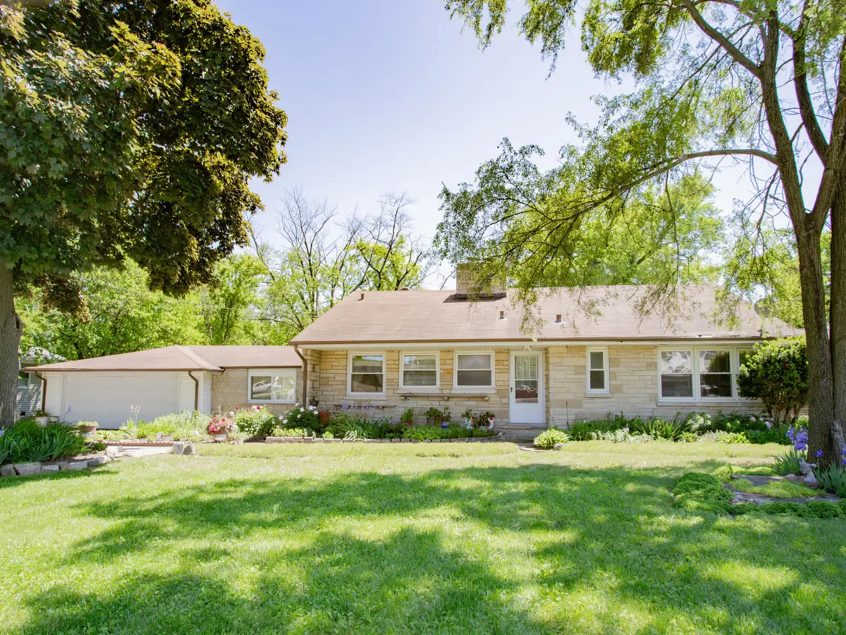2521 Seminary Avenue, Des Plaines, IL 60016 - #1